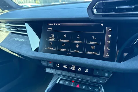 DE75JYT Audi S3 Black Edition TFSI  333 PS S tronic Thumbnail #52