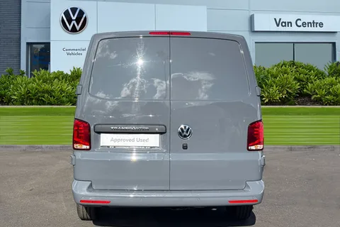 DE24ZHT Volkswagen Transporter 2.0 TDI 110 Highline Van Thumbnail #5