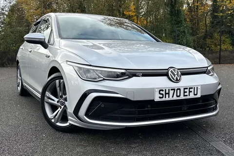 9 of 46 for Volkswagen Golf 1.5 TSI R-Line Euro 6 (s/s) 5dr