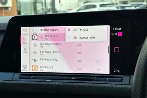 34 of 46 for Volkswagen Golf 1.5 TSI R-Line Euro 6 (s/s) 5dr