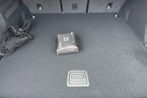 DA75NKZ Audi Q5 SUV Edition 1 TDI quattro 204 PS S tronic Thumbnail #7