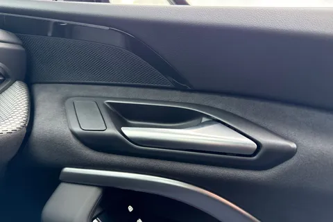 DA75NKZ Audi Q5 SUV Edition 1 TDI quattro 204 PS S tronic Thumbnail #21