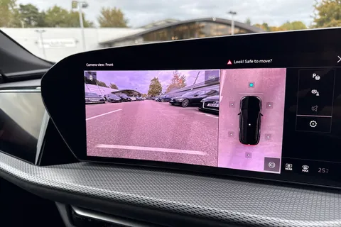 DA75NKZ Audi Q5 SUV Edition 1 TDI quattro 204 PS S tronic Thumbnail #31