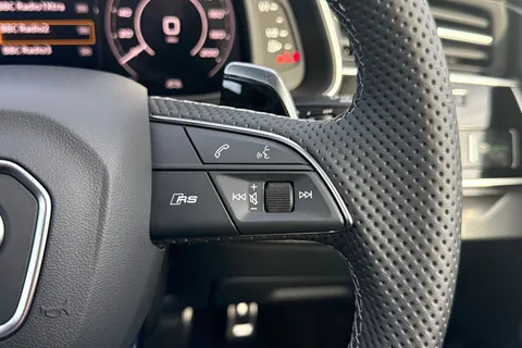 DA75XCX Audi RS Q8 SUV performance    640 PS tiptronic Thumbnail #25