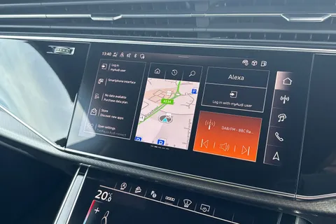 DA75XCX Audi RS Q8 SUV performance    640 PS tiptronic Thumbnail #35