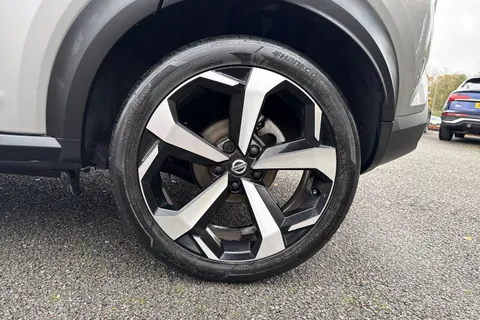 HF71XMB Nissan Juke 1.0 DIG-T Tekna DCT Auto Euro 6 (s/s) 5dr Thumbnail #14