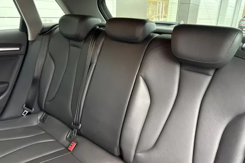 NJ69DAU Audi A3 2.0 TFSI 40 Sport Sportback S Tronic Euro 6 (s/s) 5dr Thumbnail #20