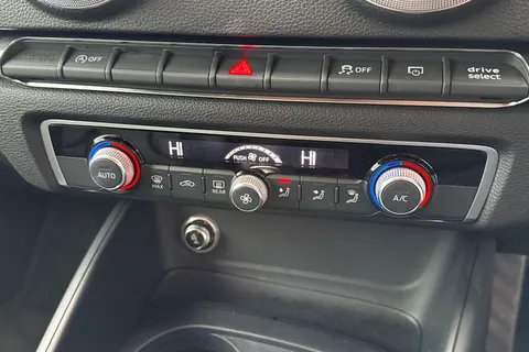 NJ69DAU Audi A3 2.0 TFSI 40 Sport Sportback S Tronic Euro 6 (s/s) 5dr Thumbnail #23