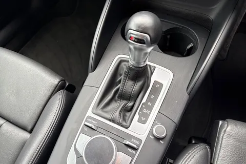 NJ69DAU Audi A3 2.0 TFSI 40 Sport Sportback S Tronic Euro 6 (s/s) 5dr Thumbnail #24