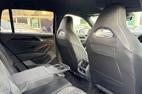 DC25TLK Volkswagen Tiguan 2.0 TDI R-Line 5dr DSG | Electric Tailgate | Heated Seats | Rear View Camer Thumbnail #40