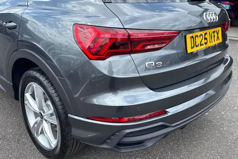 DC25NTX Audi Q3 S line 35 TFSI 150 PS S tronic Thumbnail #8