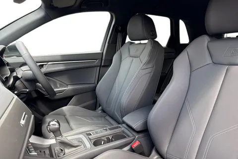 DC25NTX Audi Q3 S line 35 TFSI 150 PS S tronic Thumbnail #16