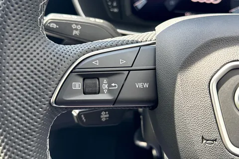 DC25NTX Audi Q3 S line 35 TFSI 150 PS S tronic Thumbnail #27