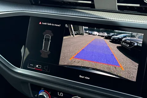 DC25NTX Audi Q3 S line 35 TFSI 150 PS S tronic Thumbnail #32