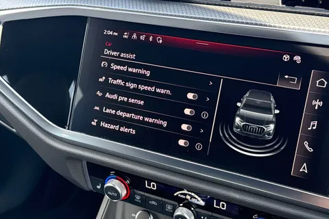 DC25NTX Audi Q3 S line 35 TFSI 150 PS S tronic Thumbnail #44