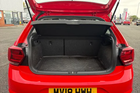 7 of 39 for Volkswagen Polo 1.0 SE Euro 6 (s/s) 5dr