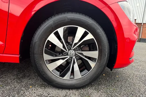 10 of 39 for Volkswagen Polo 1.0 SE Euro 6 (s/s) 5dr