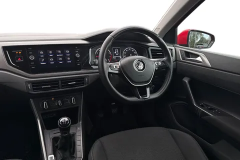 18 of 39 for Volkswagen Polo 1.0 SE Euro 6 (s/s) 5dr
