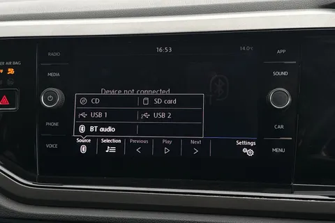 33 of 39 for Volkswagen Polo 1.0 SE Euro 6 (s/s) 5dr