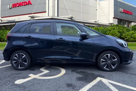 3 of 50 for HONDA JAZZ 1.5 i-MMD Hybrid Advance 5dr eCVT