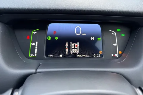 19 of 50 for HONDA JAZZ 1.5 i-MMD Hybrid Advance 5dr eCVT