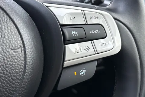 36 of 50 for HONDA JAZZ 1.5 i-MMD Hybrid Advance 5dr eCVT