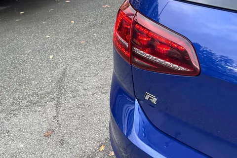 DU65UFZ Volkswagen Golf 2.0 TSI R 5dr DSG | Adaptive cruise control | Parking Sensors Thumbnail #35