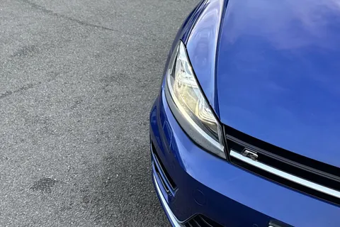 DU65UFZ Volkswagen Golf 2.0 TSI R 5dr DSG | Adaptive cruise control | Parking Sensors Thumbnail #37