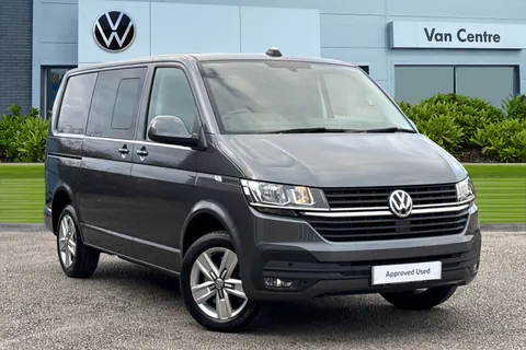 CX74LMO Volkswagen Transporter 2.0 TDI 150 Highline Kombi Van Thumbnail #2