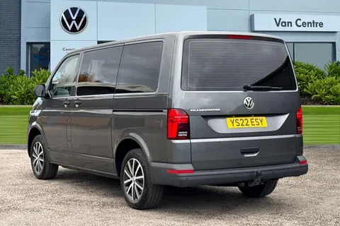 YS22ESY Volkswagen Transporter Shuttle 2.0 TDI 110PS S Minibus Thumbnail #3