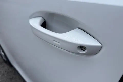 CX75LTN Volkswagen Id. Buzz Cargo Pro 79kWh Commerce Panel Van 5dr Electric Auto (286 ps) Thumbnail #29