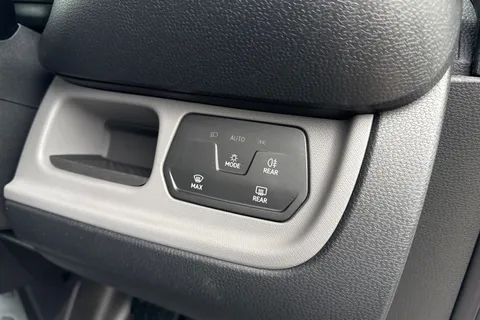 CX75LTN Volkswagen Id. Buzz Cargo Pro 79kWh Commerce Panel Van 5dr Electric Auto (286 ps) Thumbnail #30