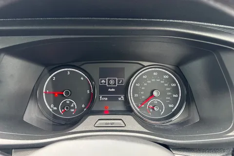 YS22ESY Volkswagen Transporter Shuttle 2.0 TDI 110PS S Minibus Thumbnail #33