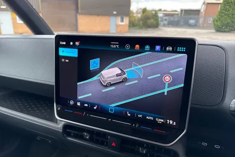 CX75LTN Volkswagen Id. Buzz Cargo Pro 79kWh Commerce Panel Van 5dr Electric Auto (286 ps) Thumbnail #42