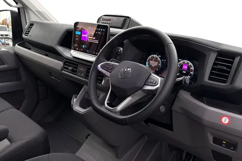 BJ75NXY Volkswagen Crafter 2.0 TDI 163PS HDE Commerce Plus Low Roof Van Auto Thumbnail #14