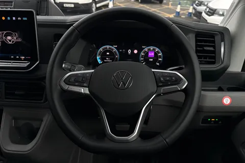 BJ75NXY Volkswagen Crafter 2.0 TDI 163PS HDE Commerce Plus Low Roof Van Auto Thumbnail #18