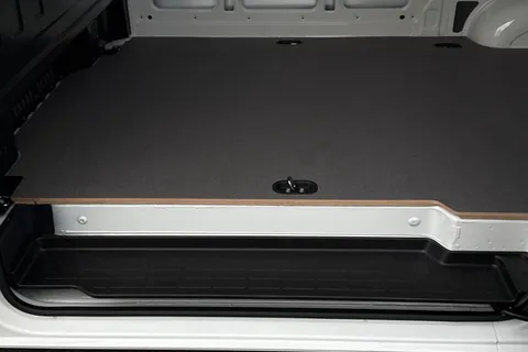 BJ75NXY Volkswagen Crafter 2.0 TDI 163PS HDE Commerce Plus Low Roof Van Auto Thumbnail #48