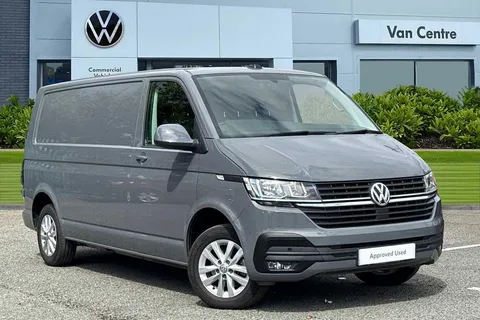 CX24NVD Volkswagen Transporter 2.0 TDI 150 Highline Van DSG Thumbnail #1