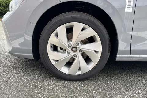  Volkswagen Golf 1.5 eTSI MHEV Match DSG Euro 6 (s/s) 5dr Thumbnail #10