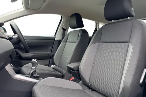  Volkswagen Taigo 1.0 TSI Life Euro 6 (s/s) 5dr Thumbnail #16