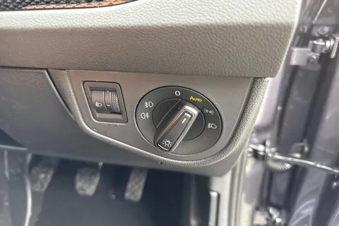  Volkswagen Taigo 1.0 TSI Life Euro 6 (s/s) 5dr Thumbnail #29