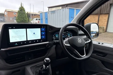 CX25LXT Volkswagen Transporter 2.0 TDI 110 Commerce Plus Van Thumbnail #18