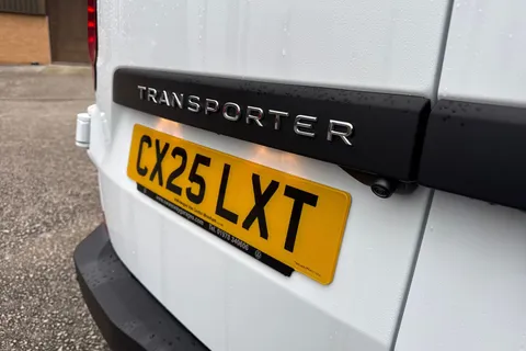 CX25LXT Volkswagen Transporter 2.0 TDI 110 Commerce Plus Van Thumbnail #29