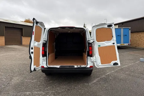 CX25LXT Volkswagen Transporter 2.0 TDI 110 Commerce Plus Van Thumbnail #30