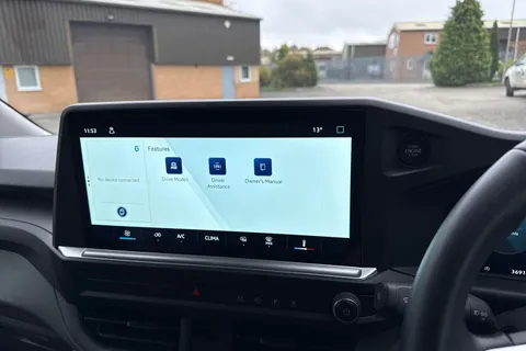 CX25LXT Volkswagen Transporter 2.0 TDI 110 Commerce Plus Van Thumbnail #37