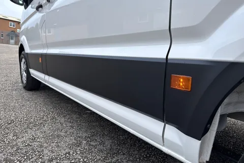 CX75KDO Volkswagen Crafter 2.0 TDI 140PS Commerce High Roof Van Thumbnail #29