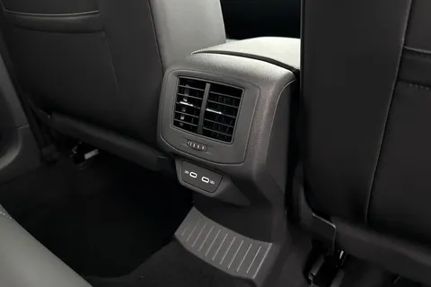  Volkswagen T-Roc 1.5 TSI Black Edition DSG Euro 6 (s/s) 5dr Thumbnail #30