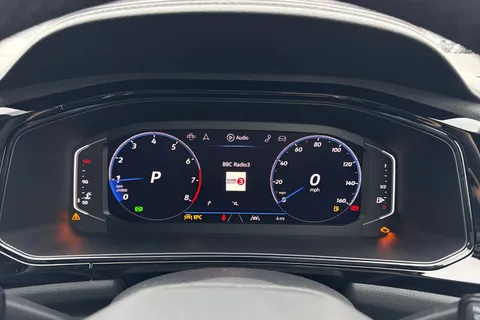  Volkswagen T-Roc 1.5 TSI Black Edition DSG Euro 6 (s/s) 5dr Thumbnail #39