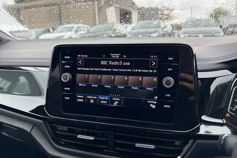  Volkswagen T-Roc 1.5 TSI Black Edition DSG Euro 6 (s/s) 5dr Thumbnail #45