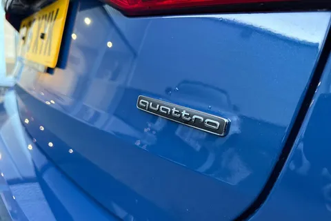 31 of 65 for AUDI A6 40 TDI Quattro Black Edition 5dr S Tronic